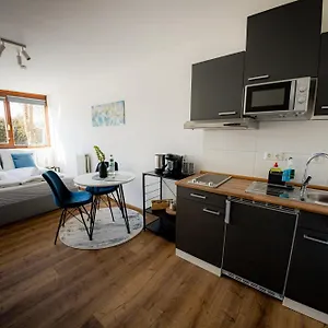Apartment *c4s* City Queensize Bett 2 Personen 4k Smart Tv Netflix Wifi Küche Dusche Wc Smart Check In Parkplatz, Passau