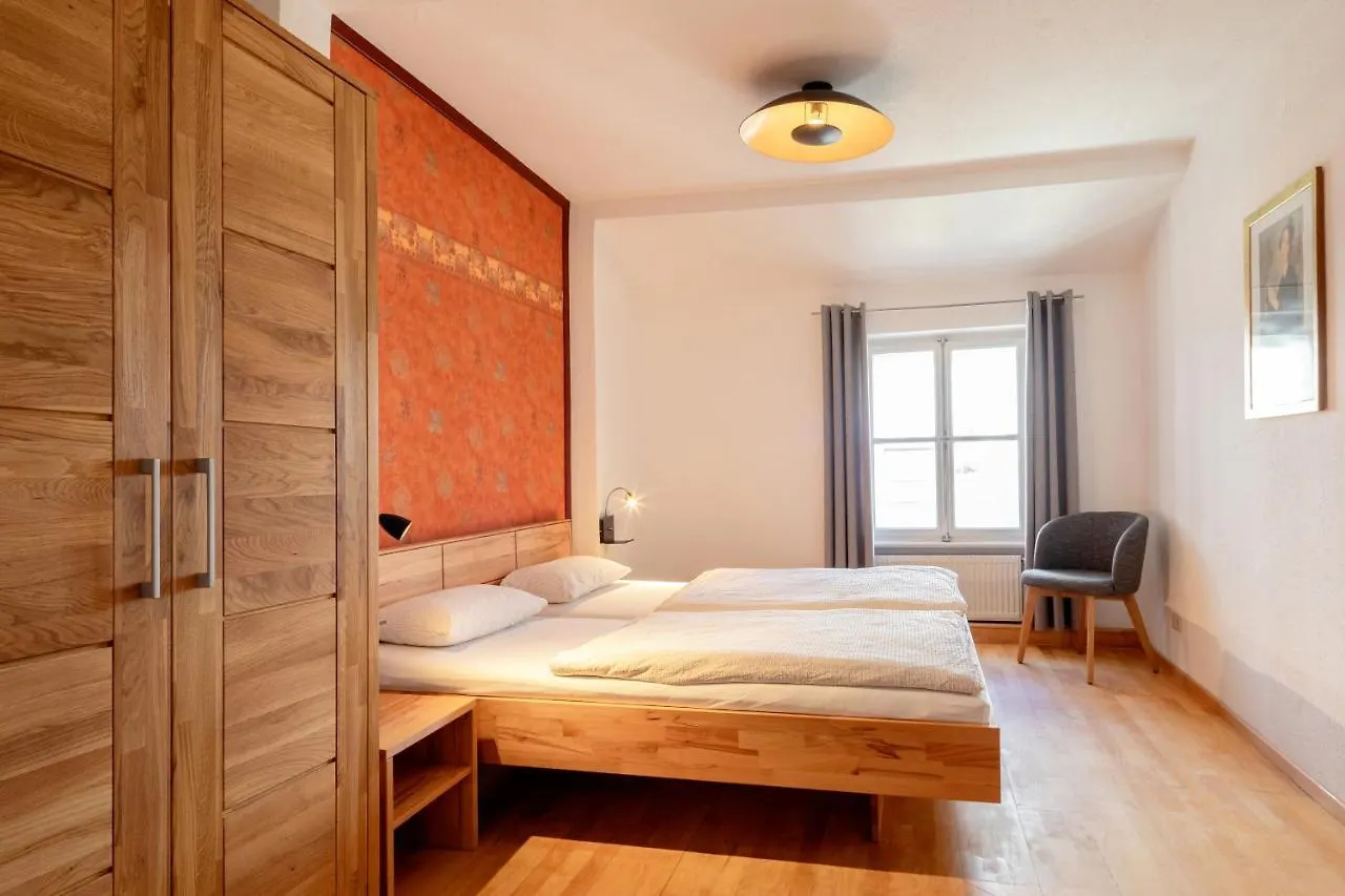 Gasthof Pension Goldenes Schiff Passau