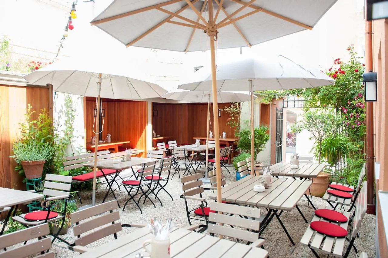 Pension Goldenes Schiff Passau